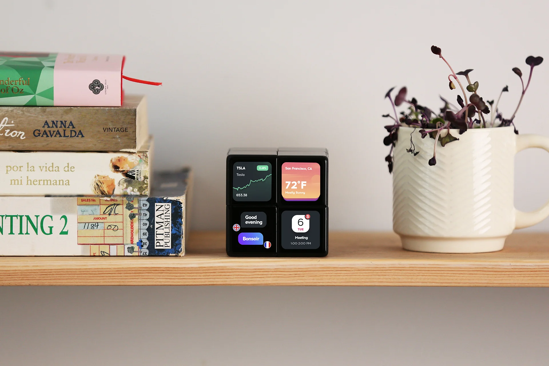 A photo of Rubik's WOWCube in use.